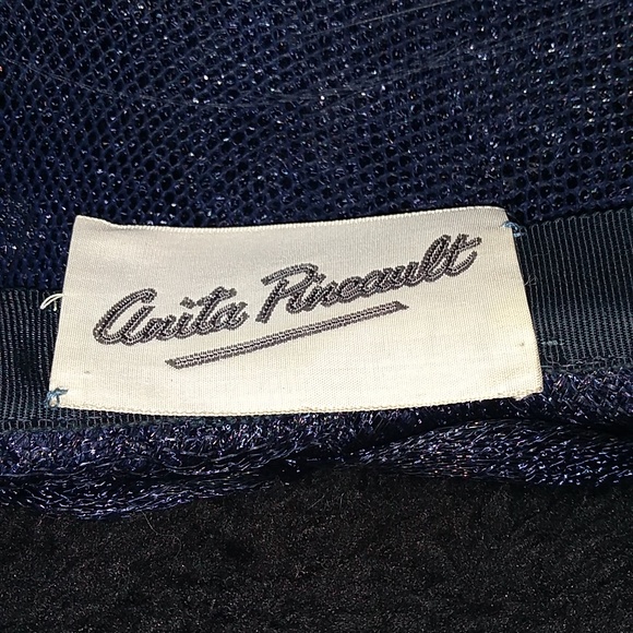 Vintage Navy Blue Pillbox Hat, Anita Pineault, Own a piece of Fashion Hi… - Picture 5 of 9